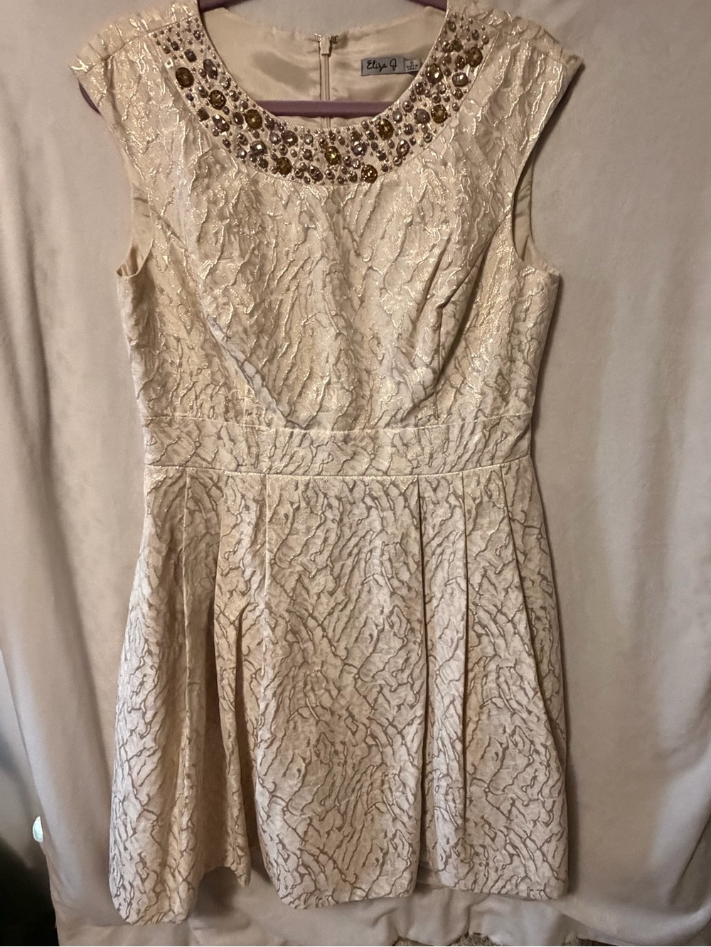 Eliza J Womens Cream Jewel-Neck Party Dress.